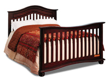 Load image into Gallery viewer, Lia 3-in-1 Convertible Crib