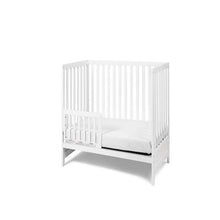 Load image into Gallery viewer, Mila II 3-in-1 Convertible Crib